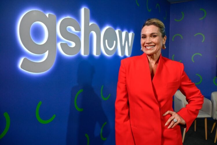 Fl&aacute;via Alessandra