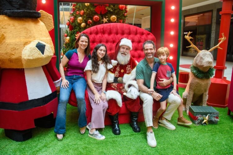 Mohamed Harfouch com a fam&iacute;lia